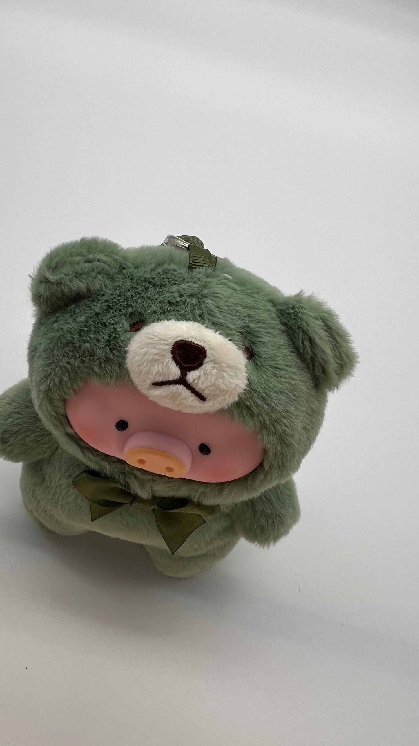 Lulu the Pig – Bear Cosplay Series